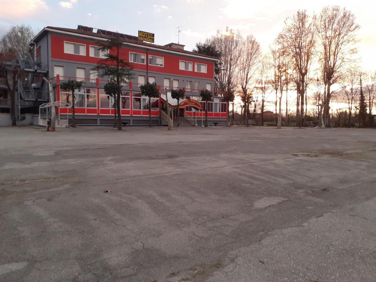 Hotel Paradiso Castelfranco Emilia Exterior foto